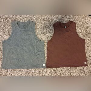 Vuori Energy Tanks Women Size Small Heather Grey & Rust Colors
